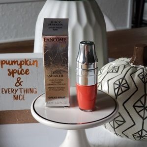 Lancome Juicy Shaker lipstick